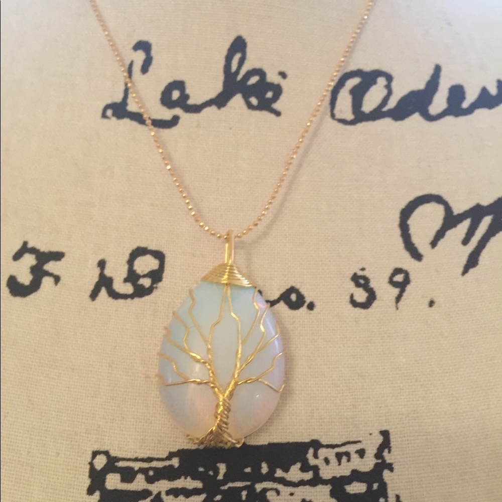 Opal tree of life necklace 🌲✨ - Picture 2 of 3